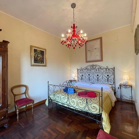 Апартаменти Lady House Реджо-Калабрія Екстер'єр фото